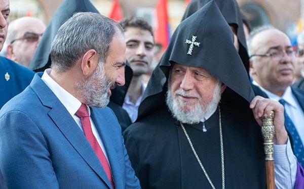 Ermənistan müxalifəti II Qaregini mitinqə ÇAĞIRDI