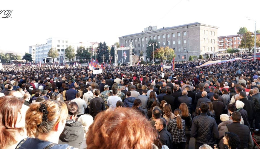 Eks-nazir Xankəndi şousunu ifşa etdi - Şəkillər montajdır?!