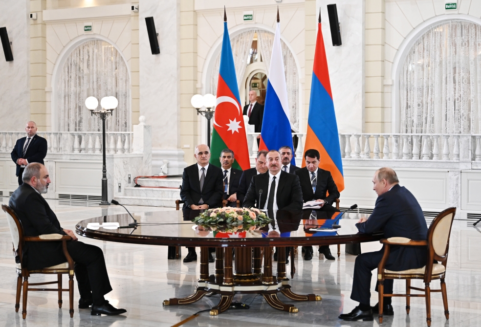 Əliyev Putini və Paşinyanı fakt qarşısında qoydu - Soçi görüşünə REAKSİYALAR