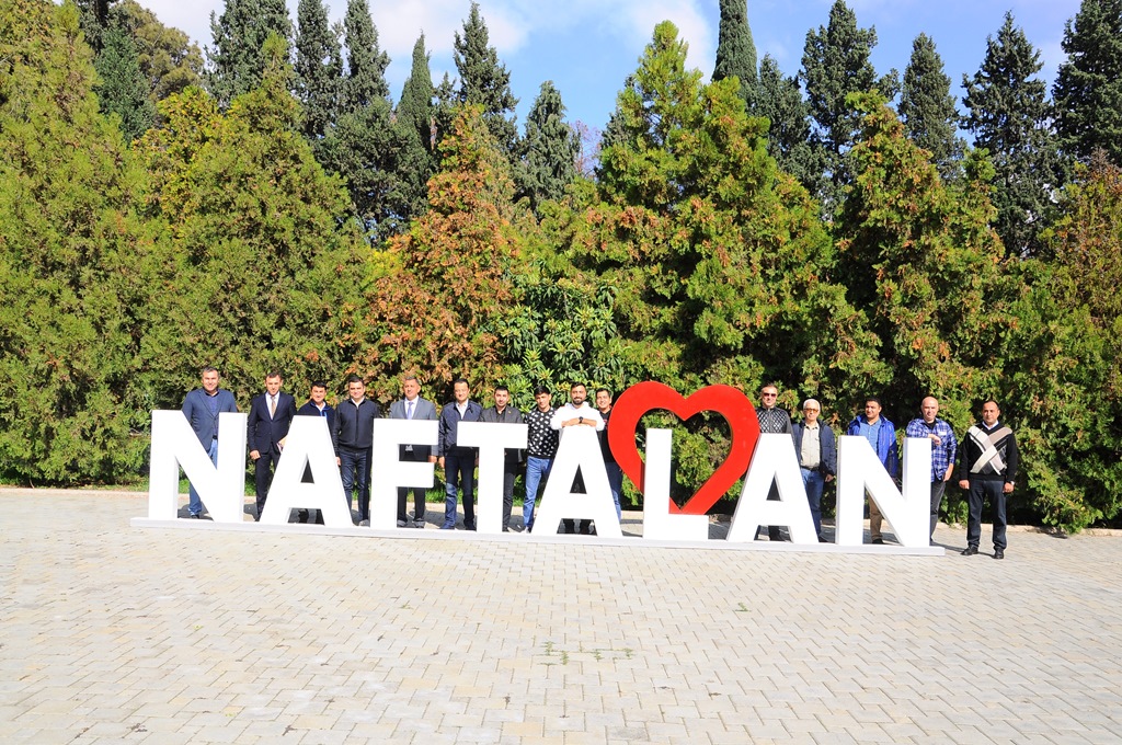 Turizm şirkətlərinin nümayəndələri Naftalanda - FOTOLAR