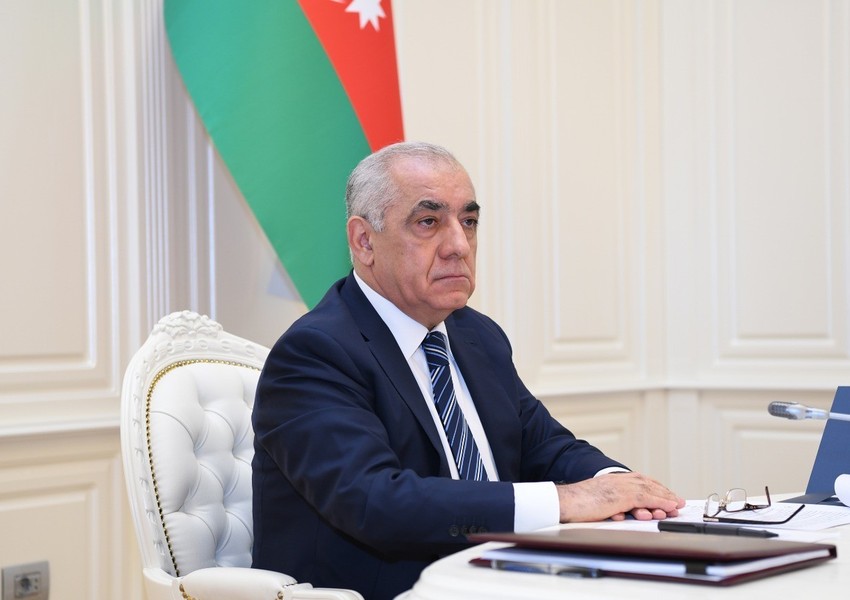 Əli Əsədovdan baş mühasiblərlə bağlı QƏRAR