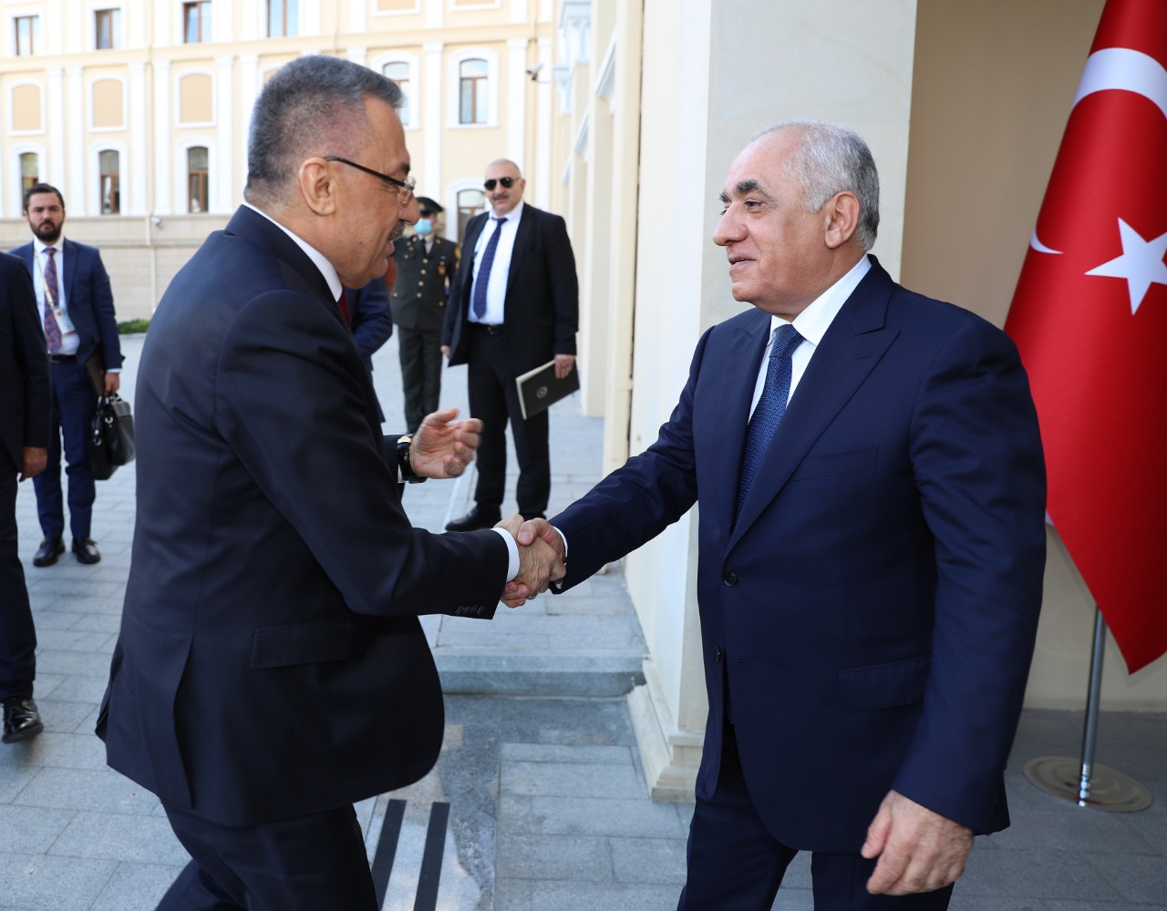 Baş nazir Türkiyənin Vitse-prezidentilə görüşüb