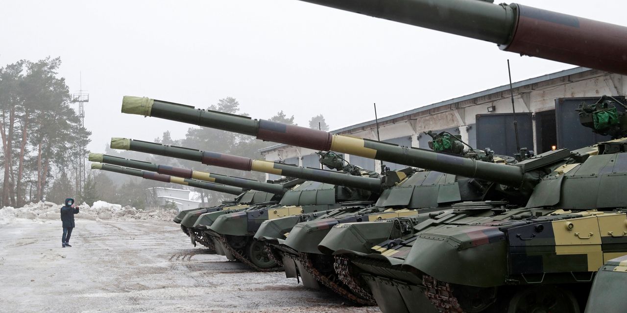 Ukraynaya sovet dövründən qalma tanklar veriləcək 