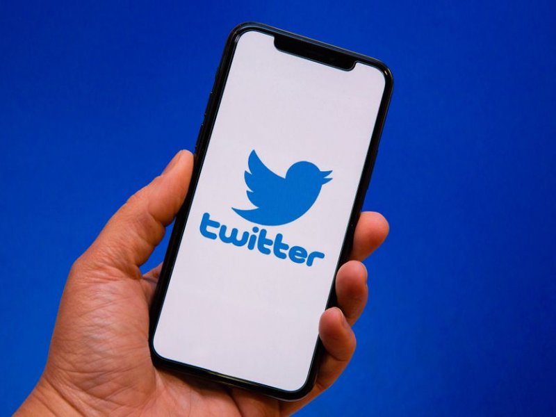 “Twitter”də kütləvi ixtisarlar