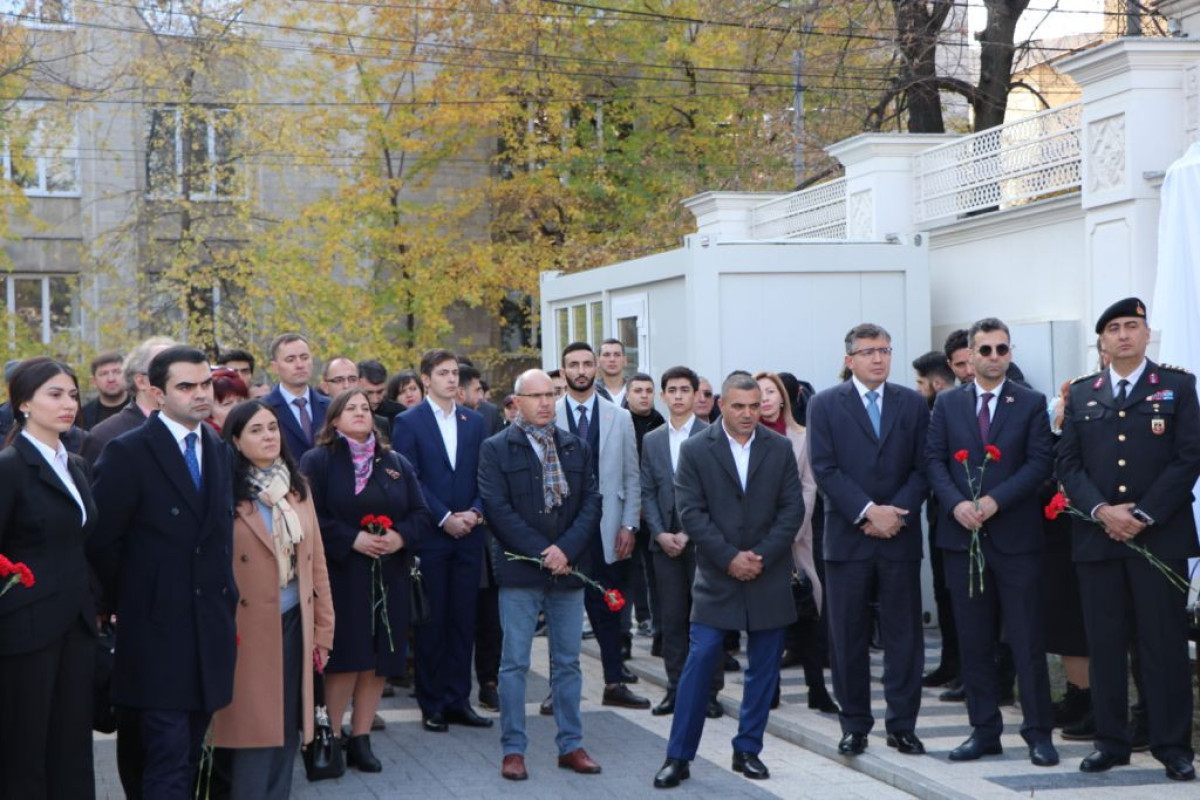 Moldova parlamentində Şuşa sərgisi - FOTOLAR