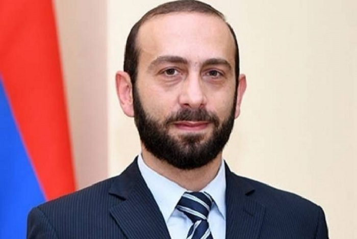 Mirzoyan Fransaya gedir
