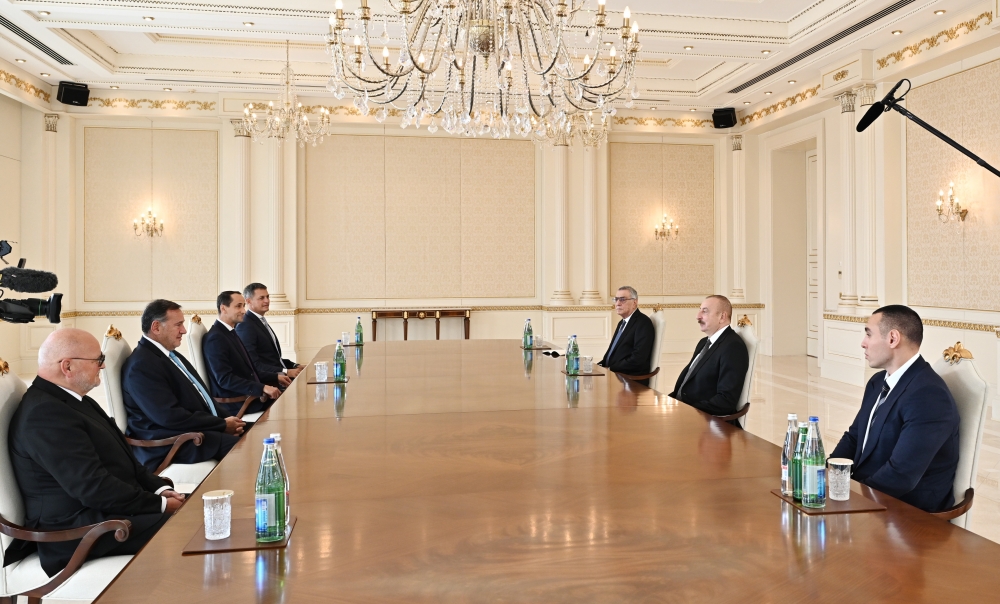 İlham Əliyev Spiros Kapralosu qəbul edib