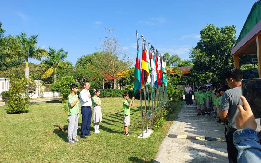 Myanmada Azərbaycan bayrağı ucaldılıb