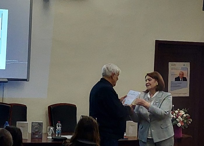 Kamal Abdullanın romanı Rumıniyada təqdim olundu - FOTOLAR