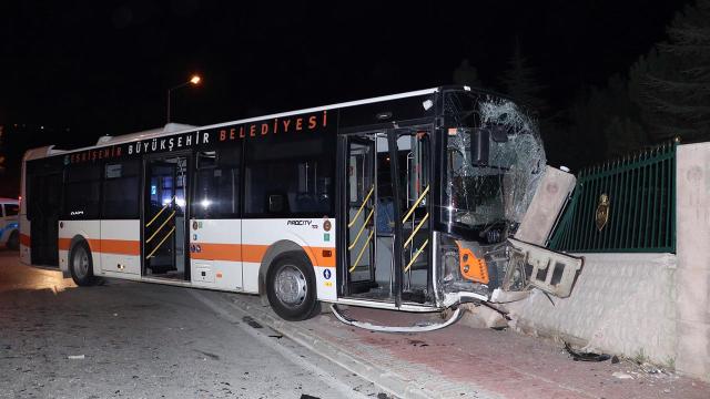 Türkiyədə ağır qəza - 10 nəfər yaralandı