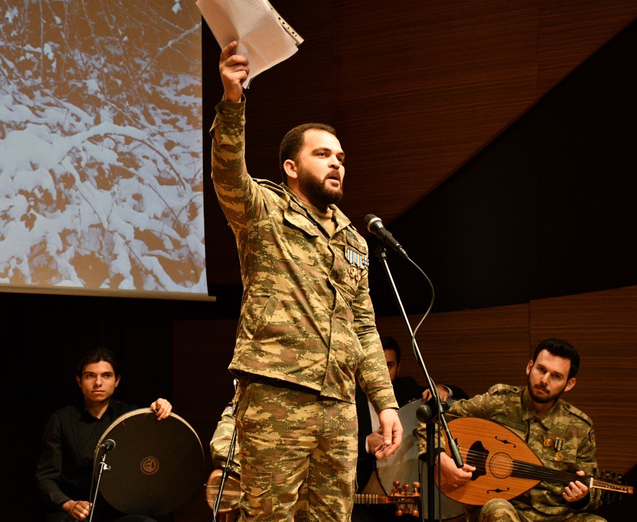 “İgidlərin sözü” kitabı təqdim olunub - FOTOLAR