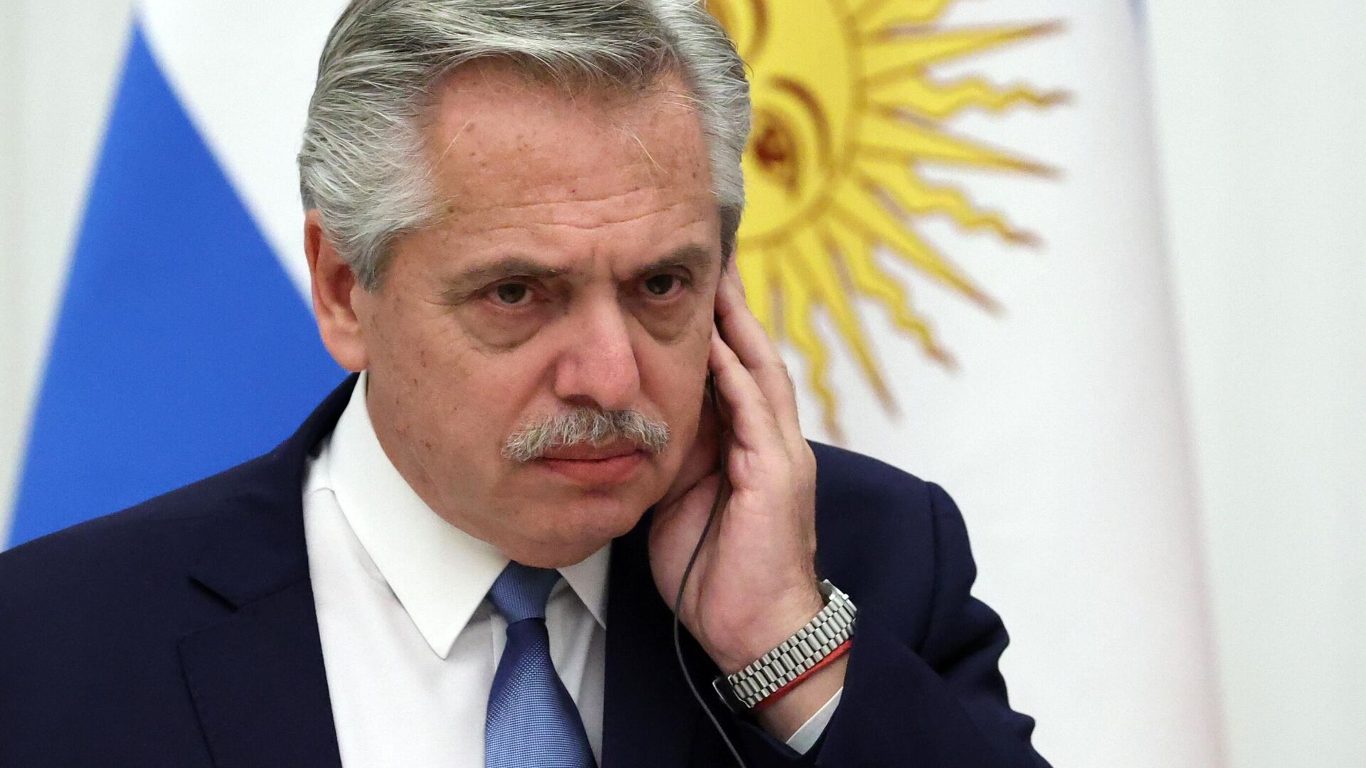 G20 sammitində prezidentin halı pisləşdi