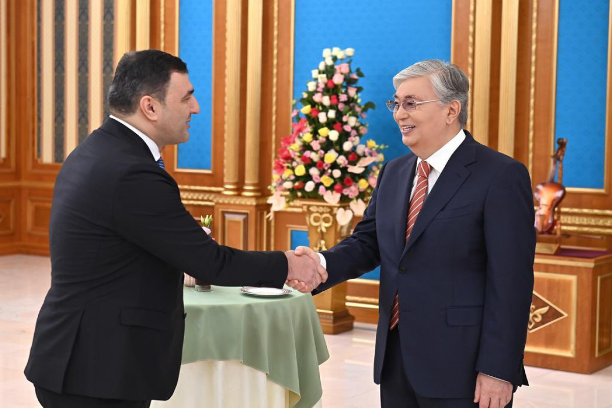 Azərbaycan səfiri Tokayevlə görüşdü 