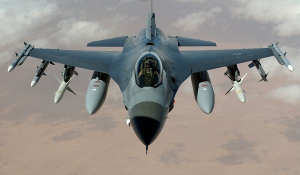 NATO təyyarəsi Polşaya atılan raketin izinə düşüb