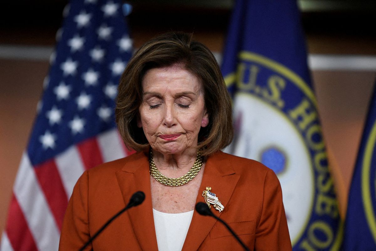 Pelosi vəzifədən getdiyini açıqladı