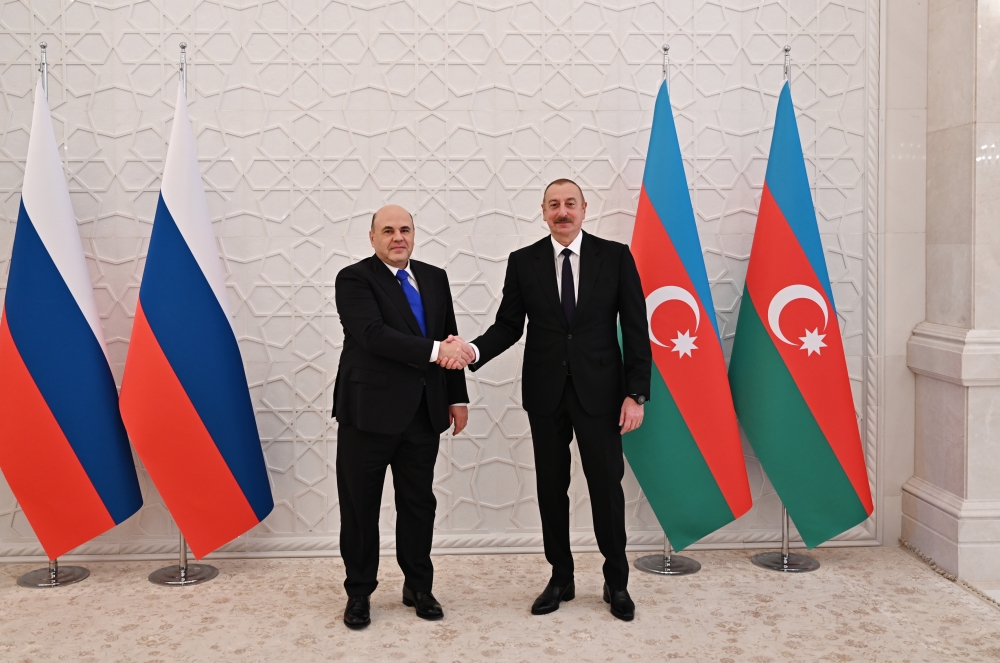 İlham Əliyev Mişustinlə görüşdü
