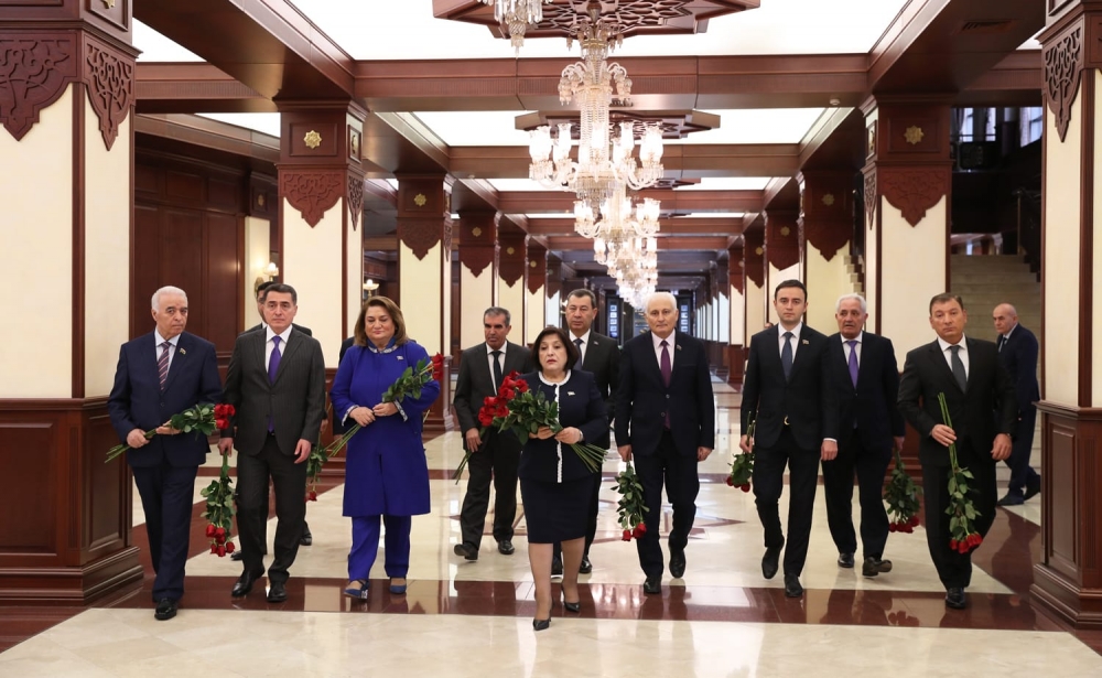 Milli Məclisdə YAP-ın 30 illiyi qeyd olundu - FOTO