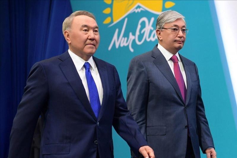 Nazarbayev Tokayevi təbrik etdi