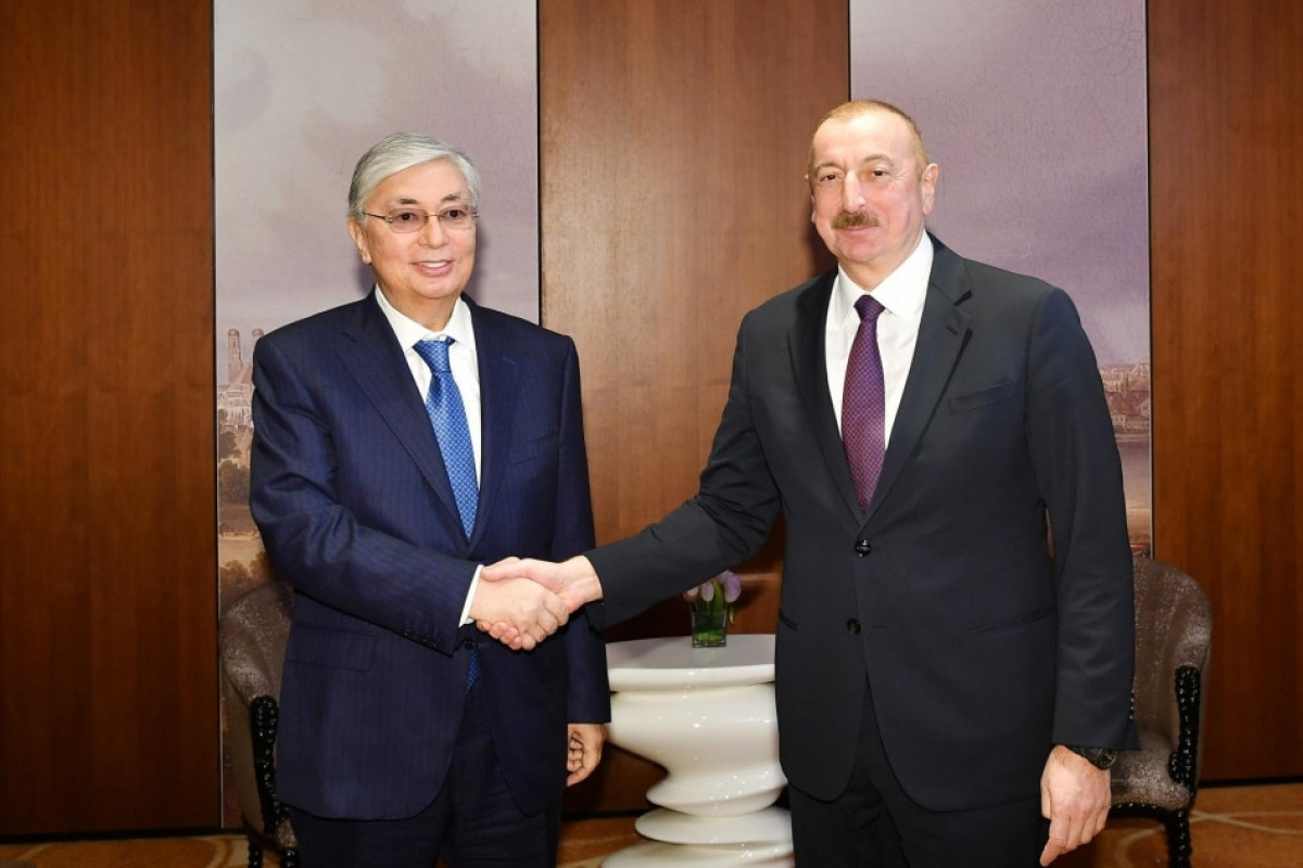Tokayev İlham Əliyevi Qazaxıstana DƏVƏT ETDİ
