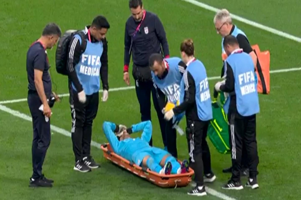 İranlı qapıçı dünya çempionatı ilə vidalaşdı