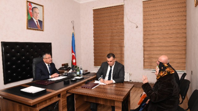Rövşən Rzayev vətəndaşların müraciətləri dinlədi - FOTO