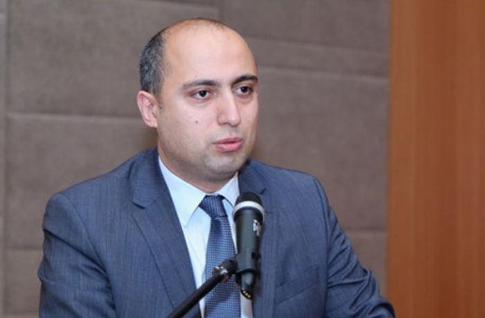 Nazirdən alimlərə irad: 