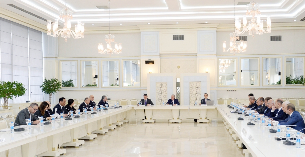 Partiyalarla bağlı layihə plenar iclasa tövsiyə olundu - YENİLƏNİB