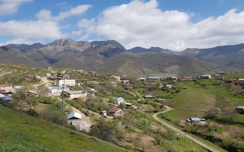 Hərbi attaşelər Sarıbaba yüksəkliyinə aparıldı