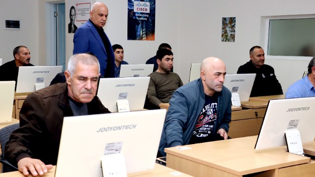AYNA 8000-dən çox sürücünü təlimlərə cəlb edəcək - FOTOLAR