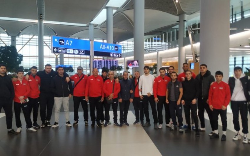 Boksçularımız Madridə yollandı