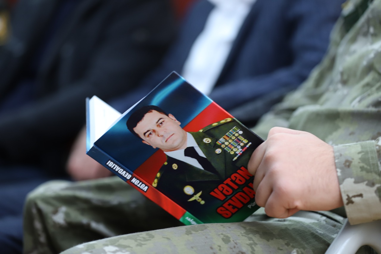 “Vətən sevdalısı” təqdim olundu - FOTOLAR
