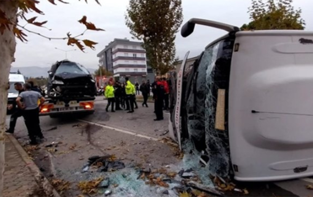 Türkiyədə ağır qəza - 17 nəfər yaralandı