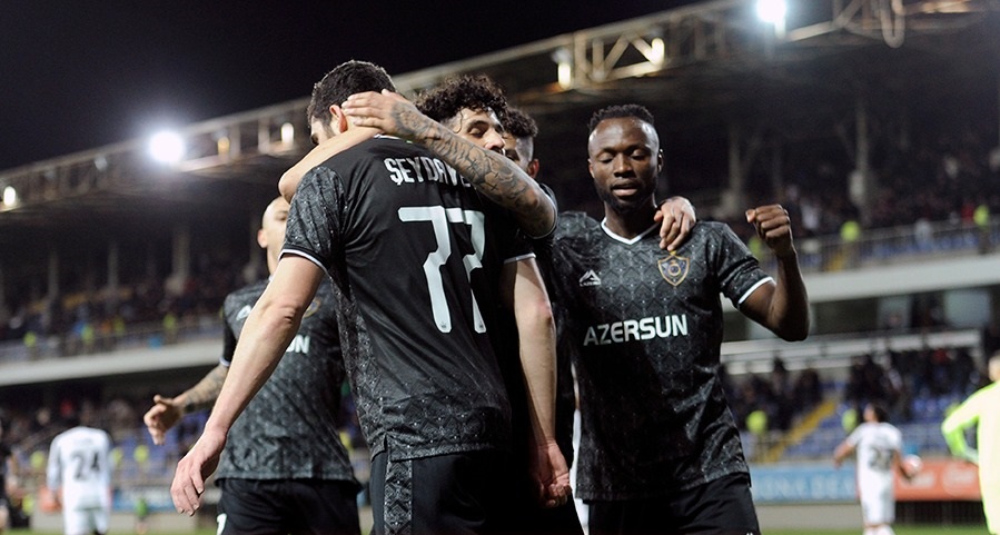  “Qarabağ” “Neftçi”ni darmadağın etdi - VİDEO