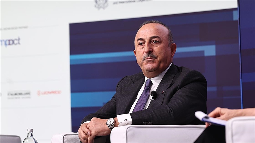 Çavuşoğlu fransalı həmkarı ilə Cənubi Qafqazı müzakirə etdi 