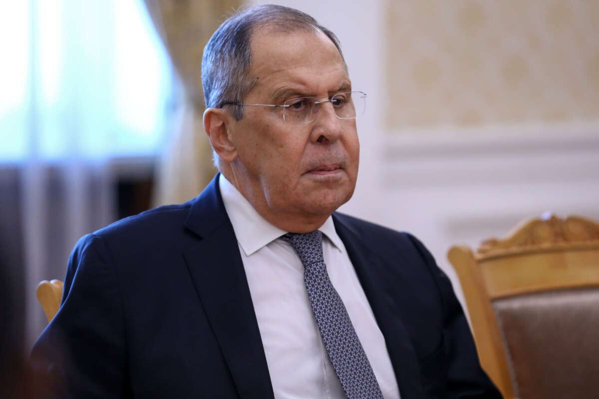 Üçtərəfli razılaşmalar sülh üçün baza rolunu oynayacaq – Lavrov