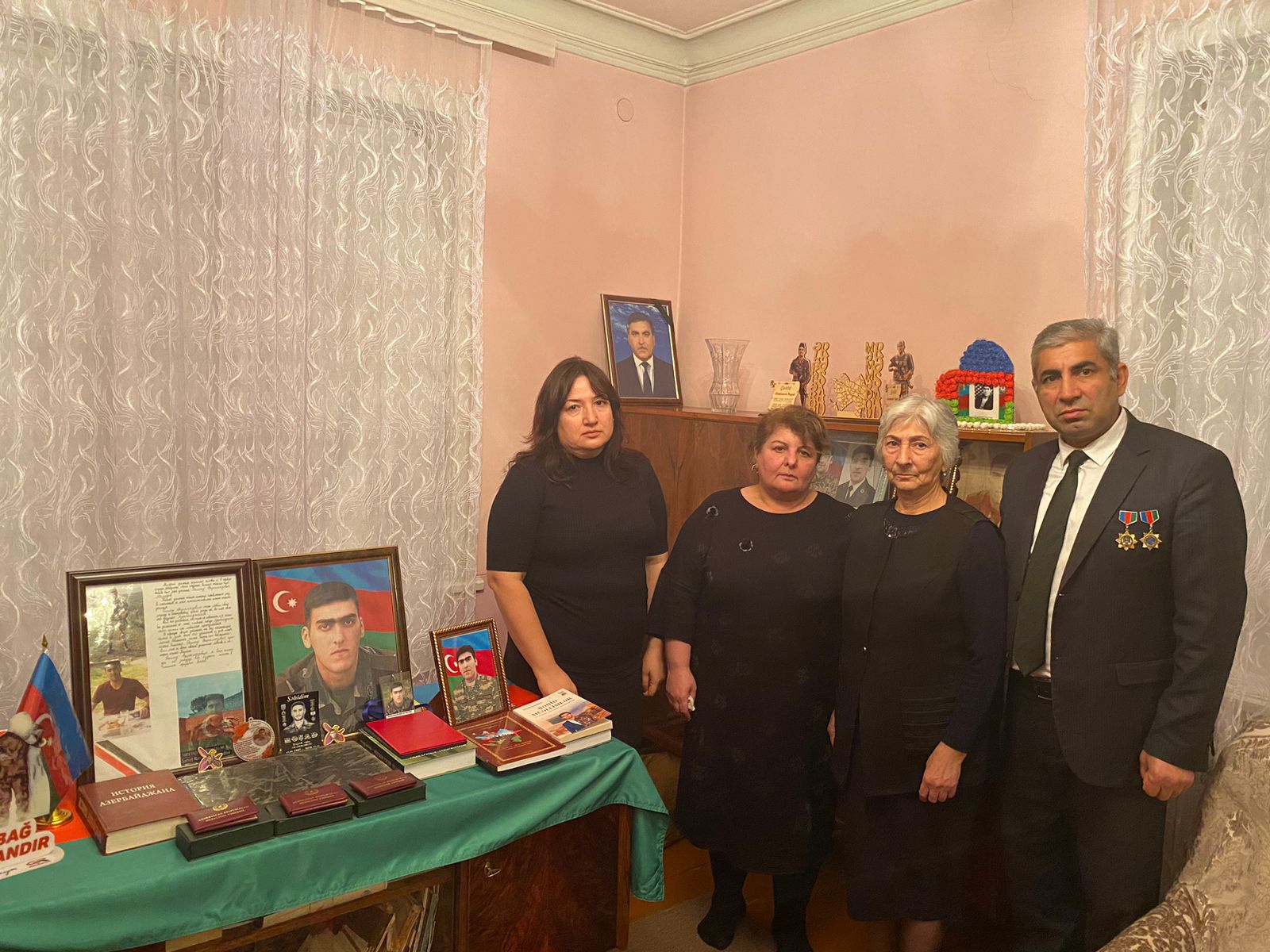 GDU-nun şəhid məzunun ailəsi ziyarət edilib - FOTOLAR