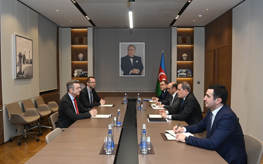 XİN başçısı Almaniya səfirilə regional vəziyyəti müzakirə etdi