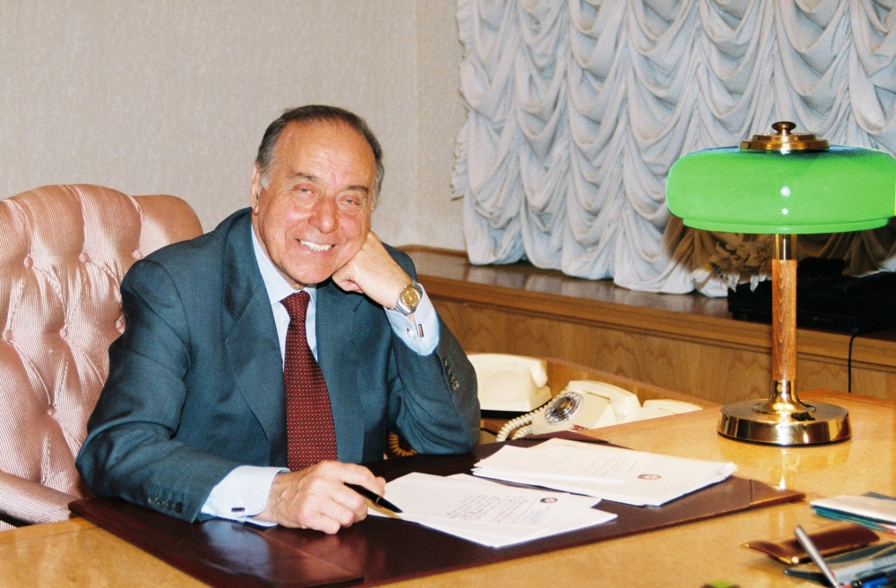 Heydər Əliyev dühası qələbələrimizin mənbəyidir - Deputat