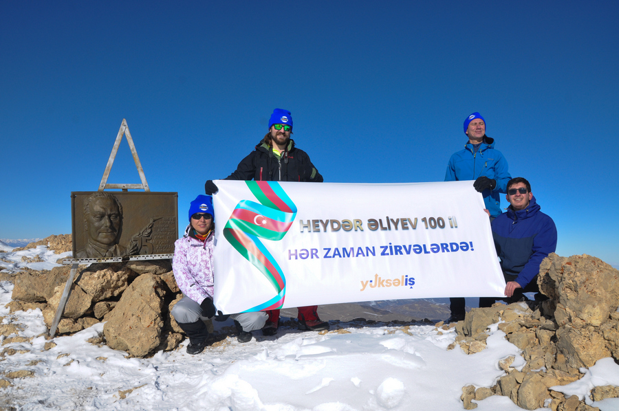 “Heydər zirvəsi”nə yürüş təşkil edilib - FOTOLAR