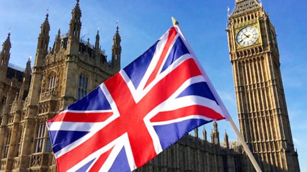 Britaniya İrana qarşı sanksiyaları genişləndirdi
