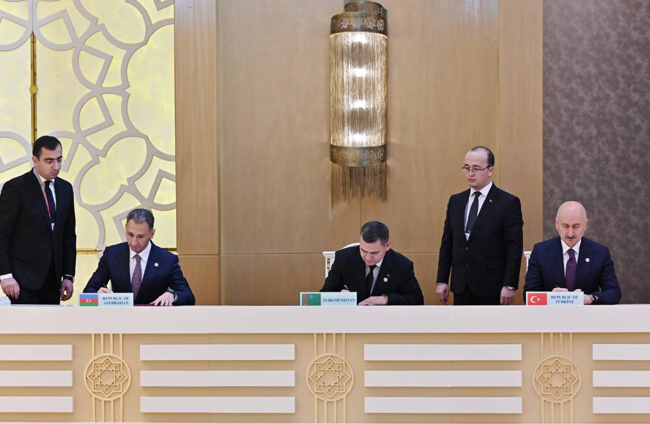 Türkmənbaşıda memorandum imzalanıb