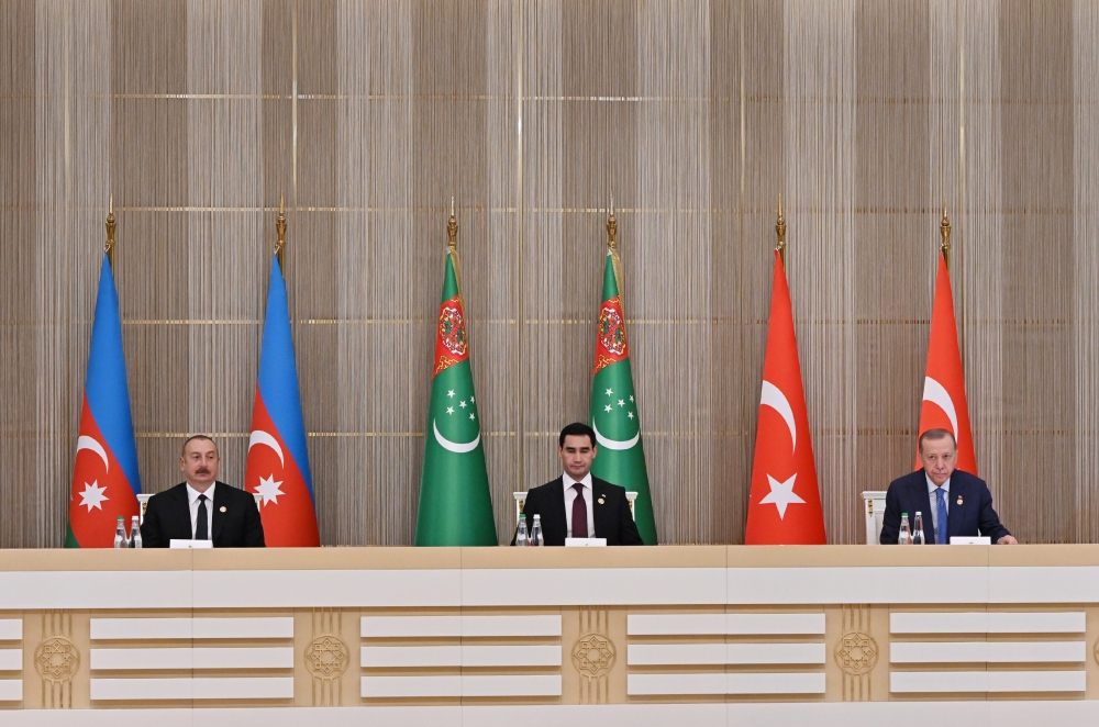 Azərbaycan-Türkiyə-Türkmənistan sənədləri imzalandı