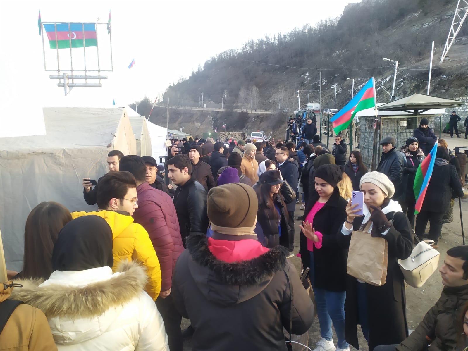 Güneyli azərbaycanlılar Rusiya sülhməramlılarına ETİRAZ EDİR