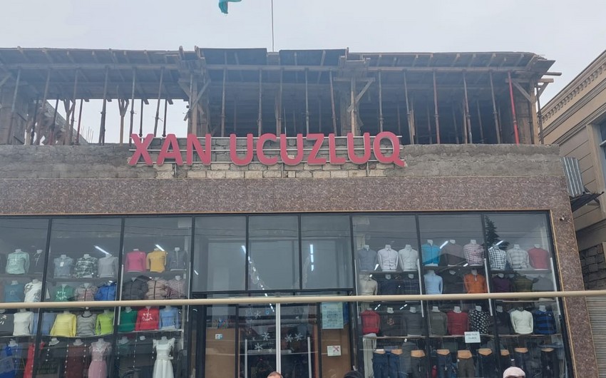 Binədə qanunsuz tikili söküldü