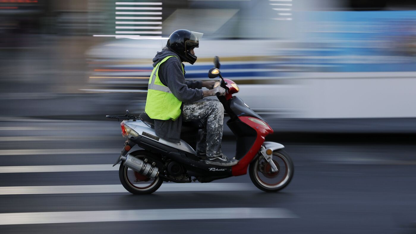 Moped sürənlərin NƏZƏRİNƏ! - Qanun dəyişdi