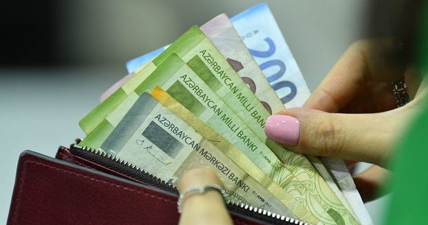 İndi 300 manat pensiya alırsınızsa, gələn il nə qədər artım olacaq?