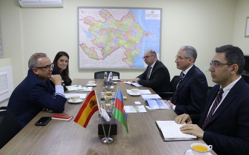 Azərbaycan və İspaniya arasında əməkdaşlıq müzakirəsi