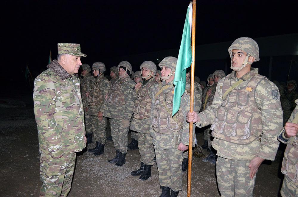 Kərim Vəliyev komandoların döyüş hazırlığını YOXLADI