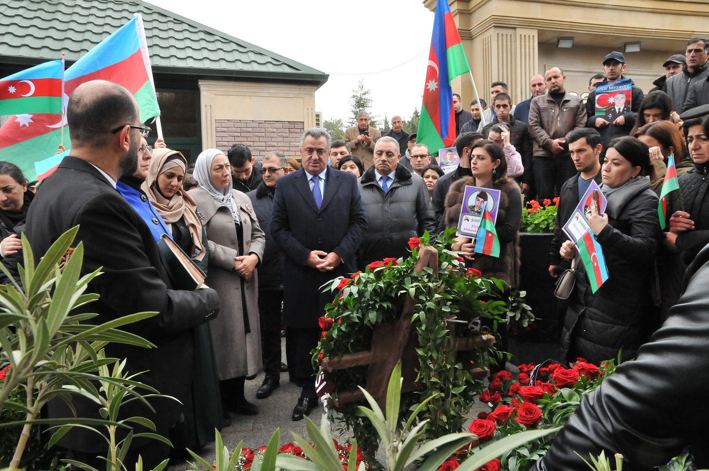 Abşeronda şəhidlər yad edilib - FOTOLAR