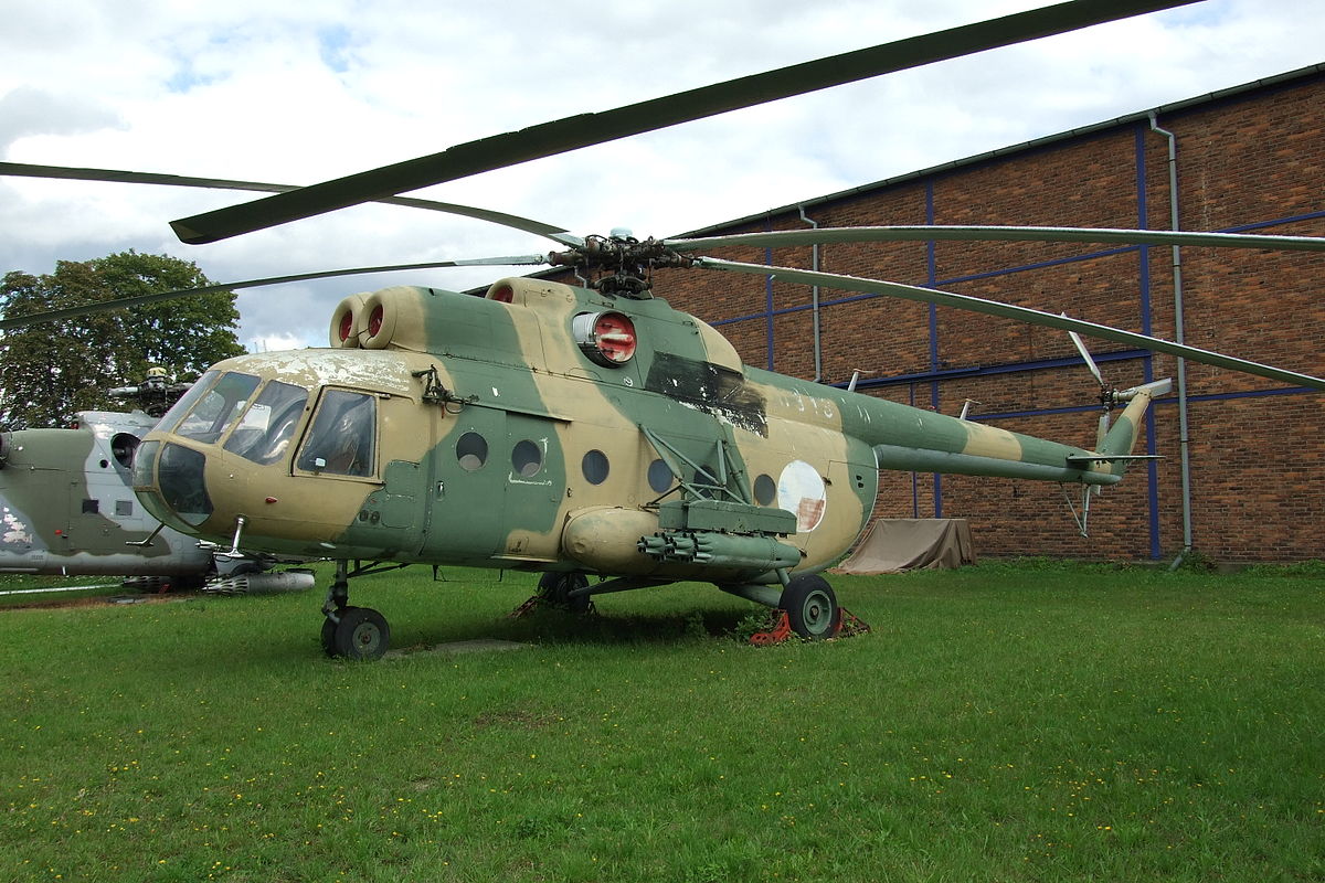 Rusiyada “Mİ-8” helikopteri qəza enişi etdi 